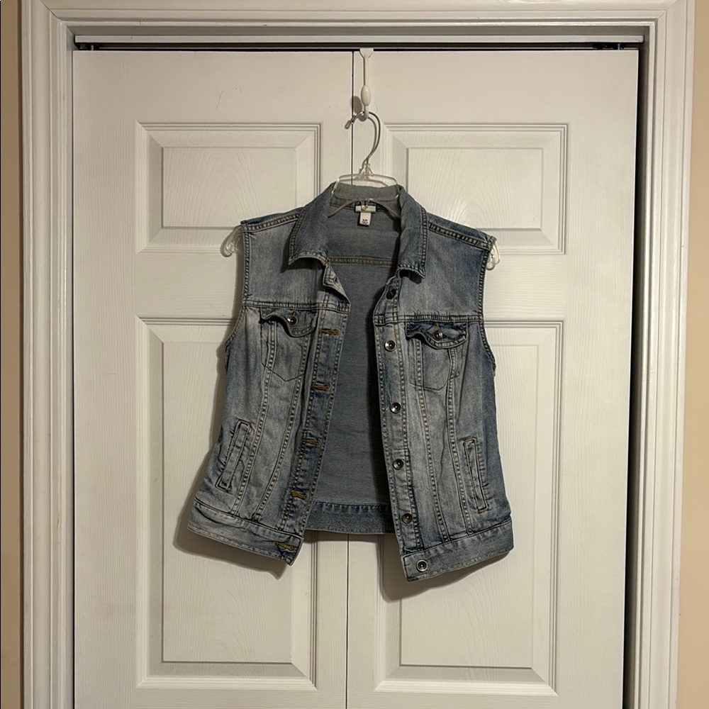 Merona Stylish Denim Vest